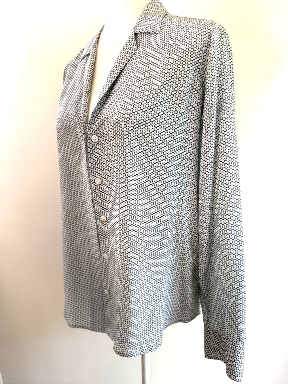 Equipment Femme 100% Silk Honeycomb Print Blouse | Size S - Picture 6 of 11